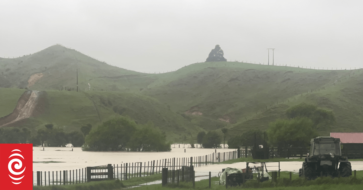 Communities cut off as floods close highways, schools in central North Island