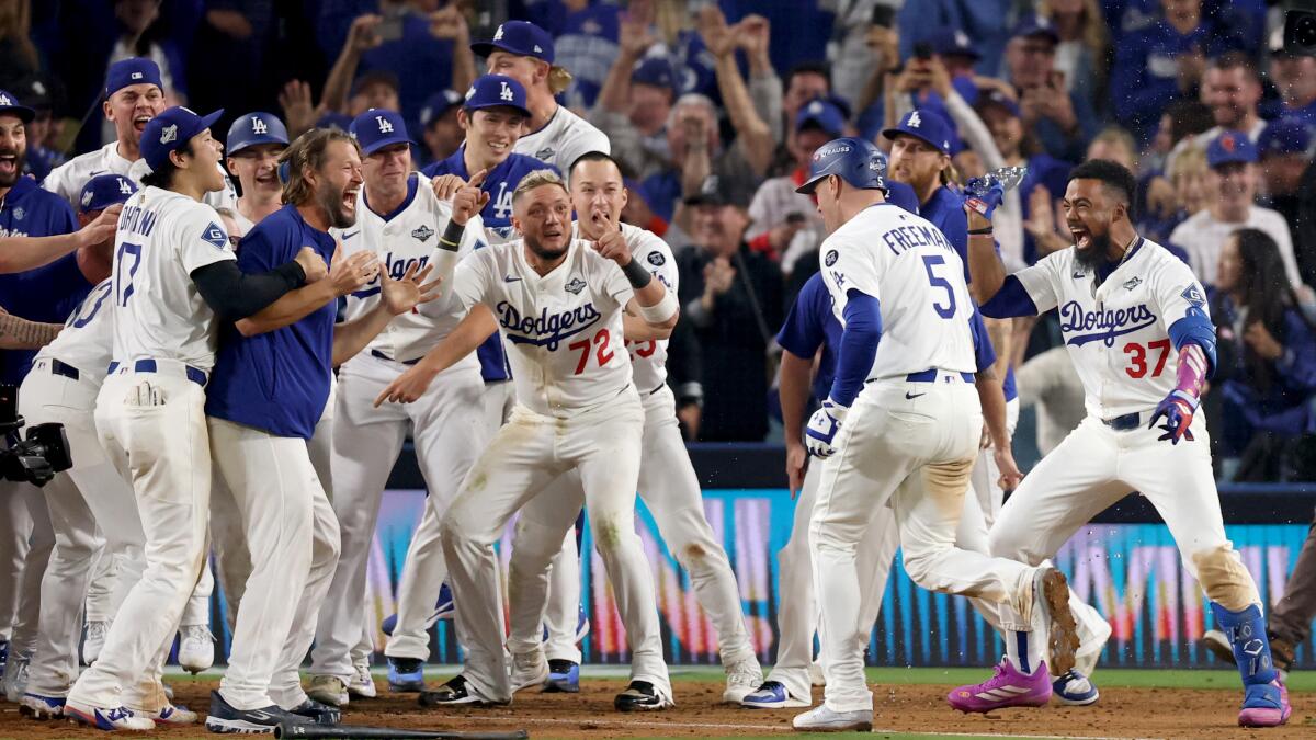 Freddie Freeman is Dodgers' World Series walk-off hero again in 18-inning marathon win