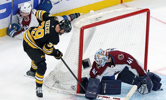 Morgan Geekie's hustle goal helps Bruins beat Avalanche 3-2 to halt...