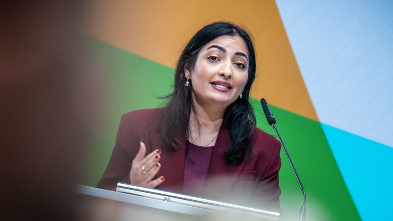 Germany announces billion-euro investment to fight AIDS and malaria