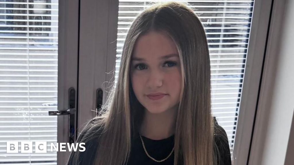 Girl 'frightened' by hospital wants to help other child patients