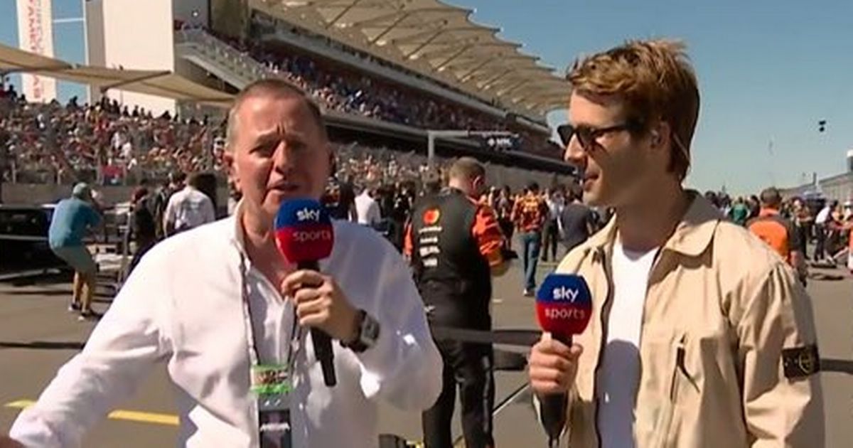 Glen Powell told to 'take a bow' after flexing 'double badge in' on F1 grid walk - Daily Star