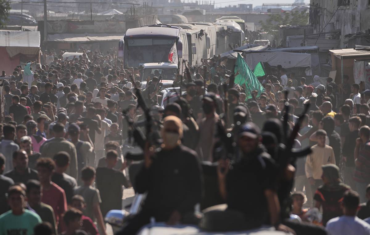 Hamas ready to open new page in relations with Palestinian National Authority  --  Al Arabiya