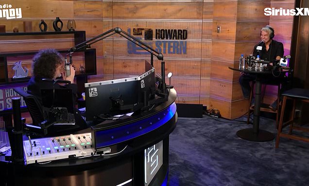 Howard Stern addresses Oprah Winfrey feud rumors