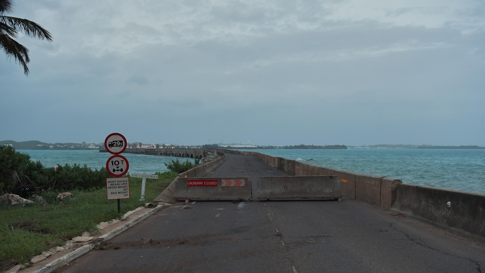 Imelda descends on Bermuda as Category 2 hurricane with damaging wind and waves