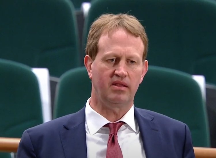 Ireland Deports 23 EU Citizens on chartered flight to Bucharest, announces Jim O'Callaghan