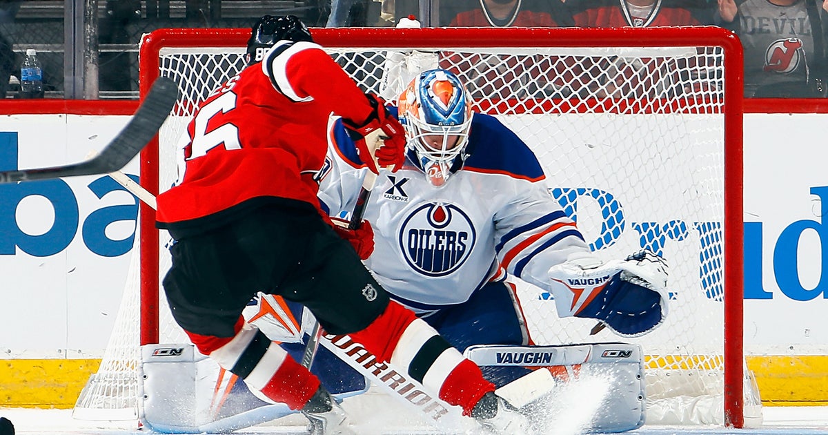 Jack Hughes scores 2 goals as Devils win their 4th in a row by beating Oilers 5-3