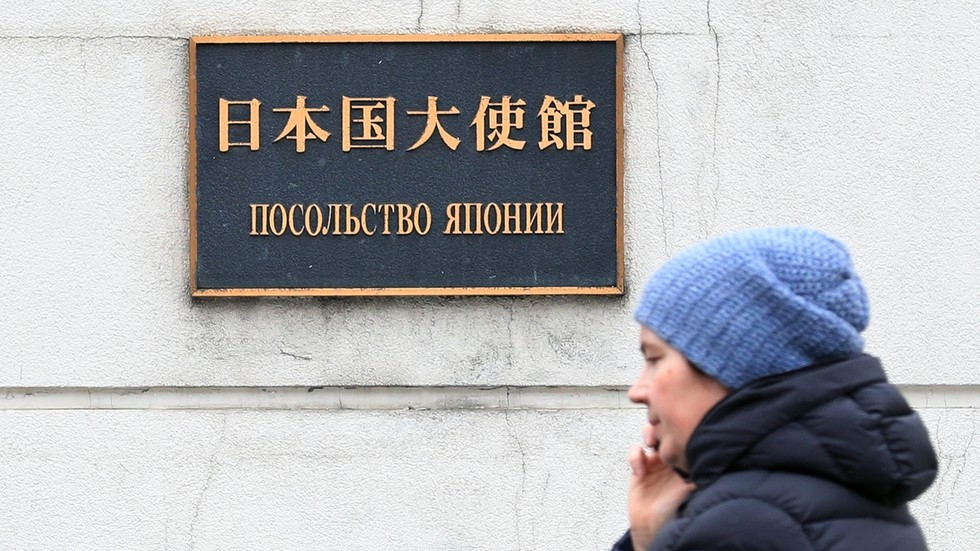 US ally to open new visa center in Russia  --  RT Russia & Former Soviet Union