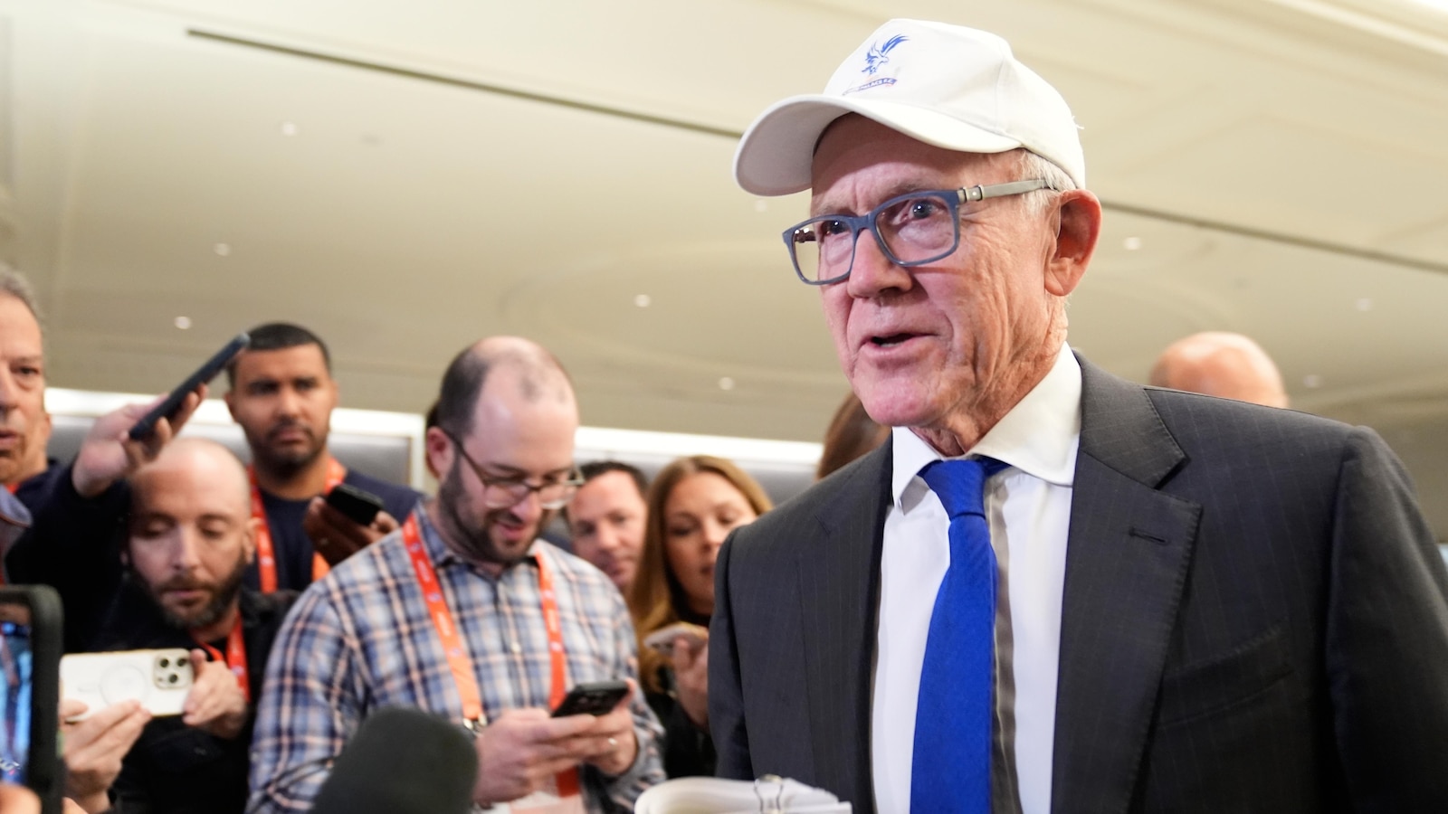 Jets owner Woody Johnson blames 0-7 start on QB play and defends coach Aaron Glenn
