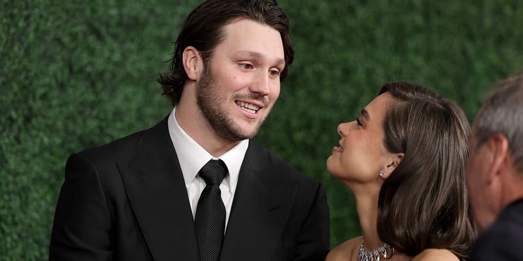 Bills quarterback Josh Allen reveals what newlywed wife Hailee Steinfeld taught him about life