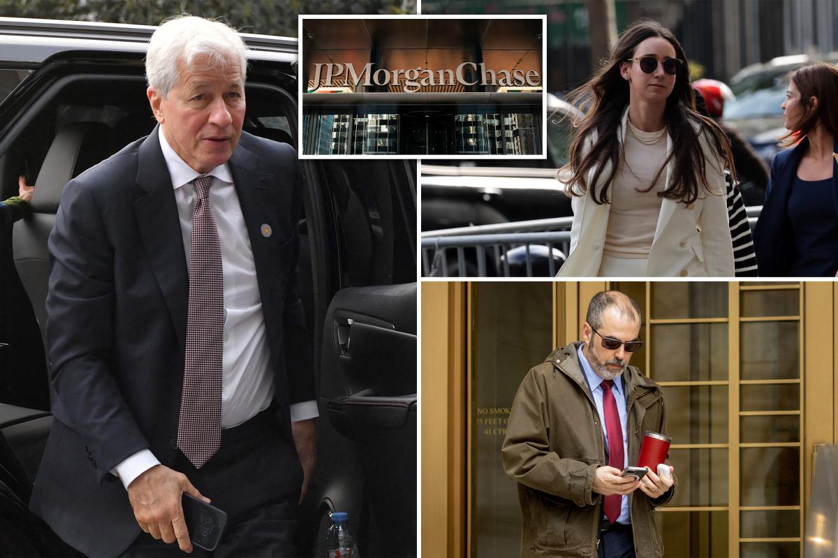 JPMorgan tries to get off hook for $115M in legal bills for cons who...