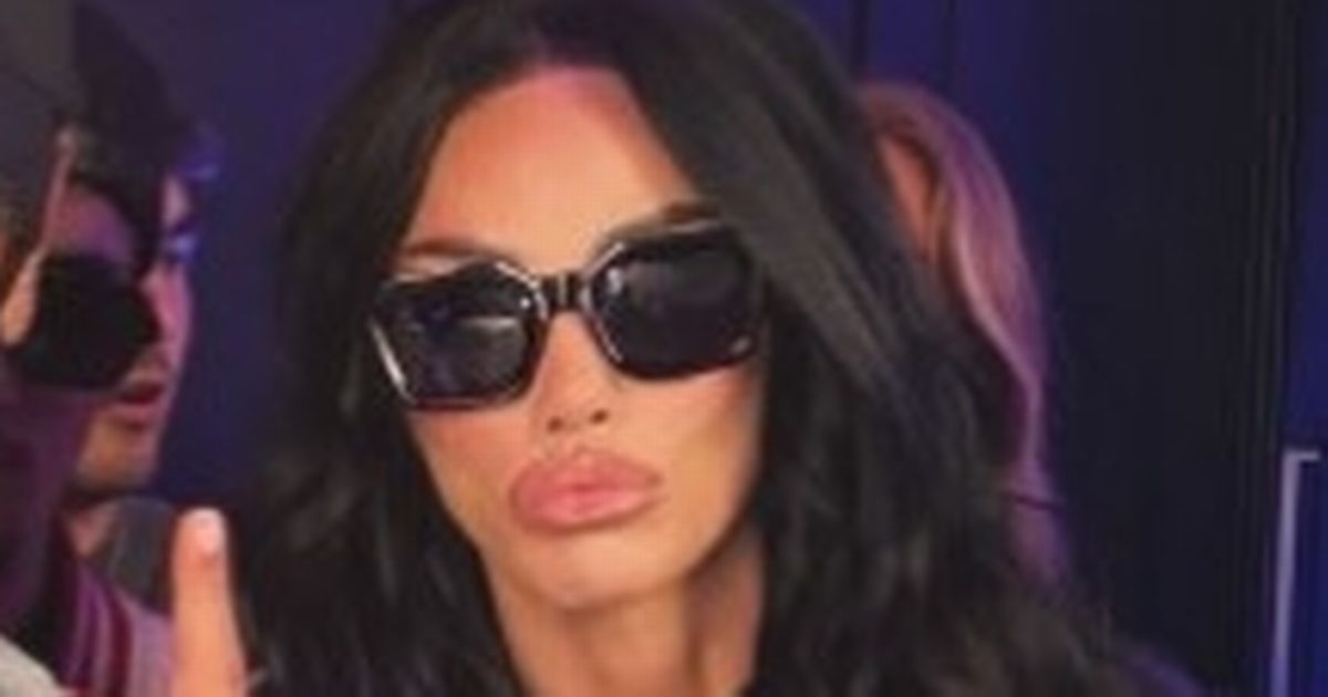 Katie Price's 'hard work pays off' as she celebrates new career success - The Mirror