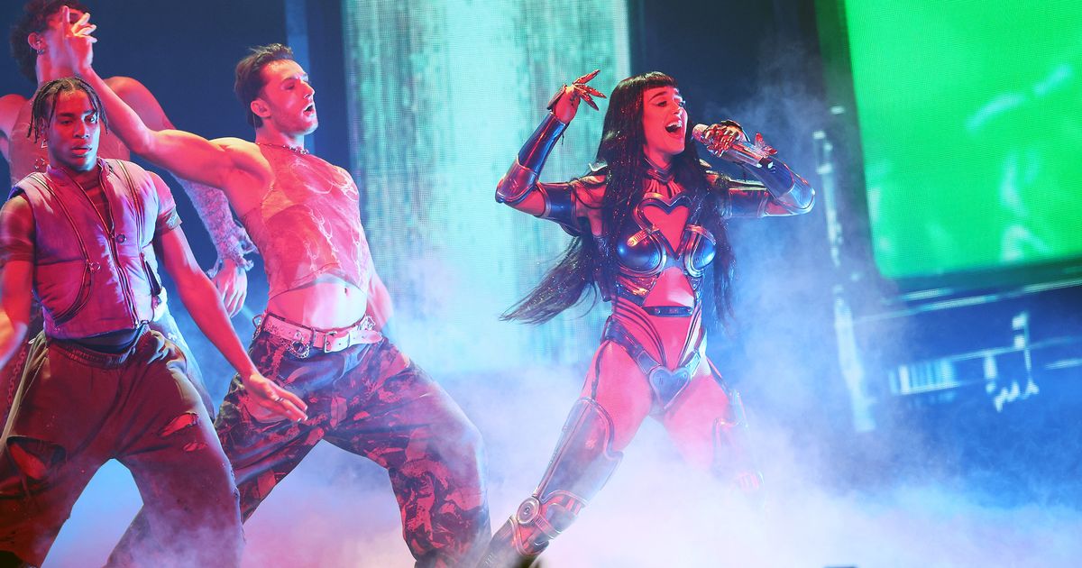 Katy Perry fans still asking one question about space visit as she heads on tour - The Mirror