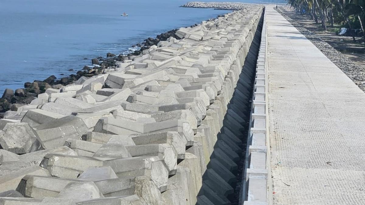 Chellanam in Kerala on edge again over delay in second-phase tetrapod seawall construction