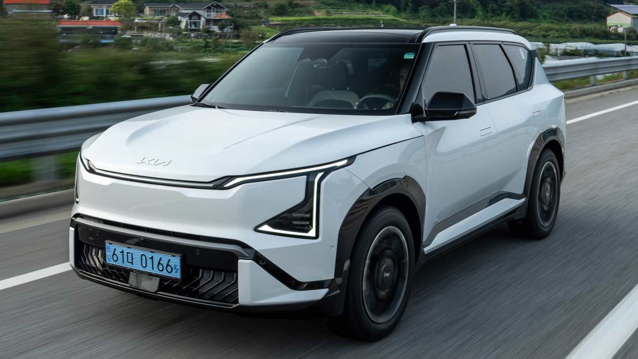A first drive in new EV5 leaves us wondering if Kia could have done more | Auto Express