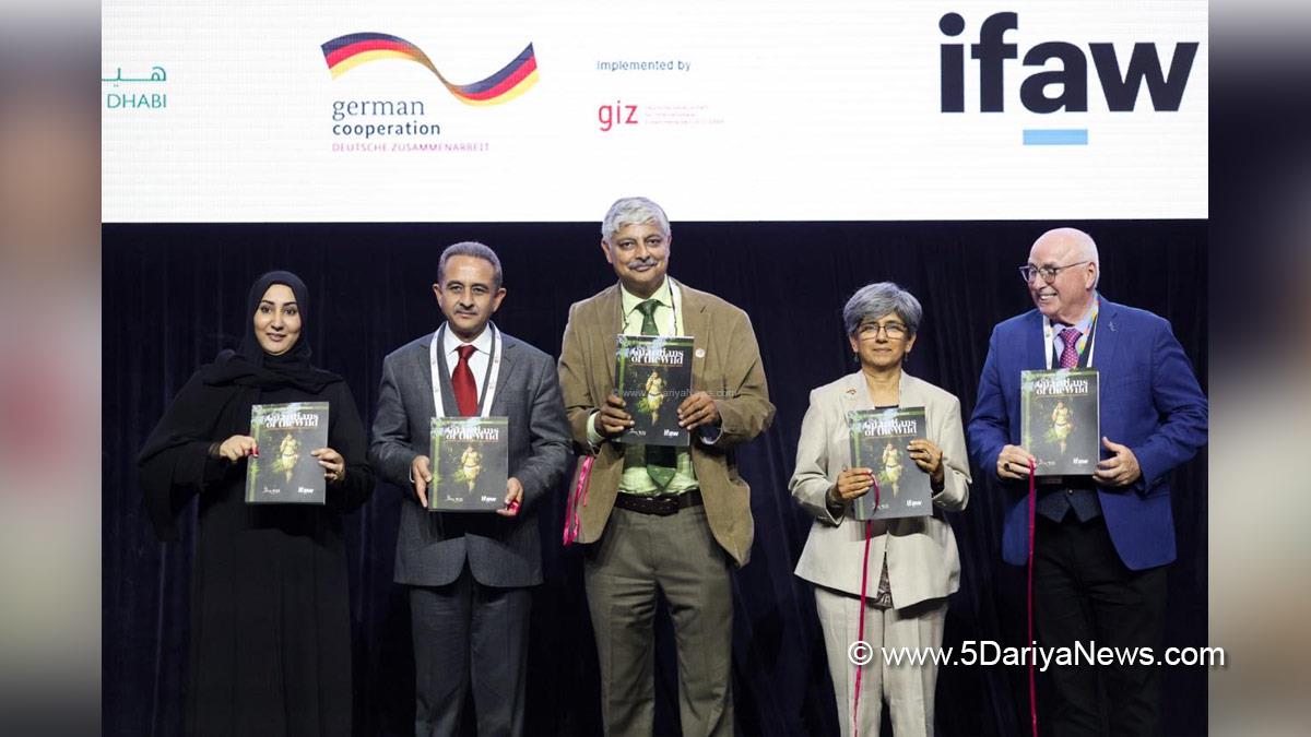 Kirti Vardhan Singh honours forest rangers at IUCN Congress