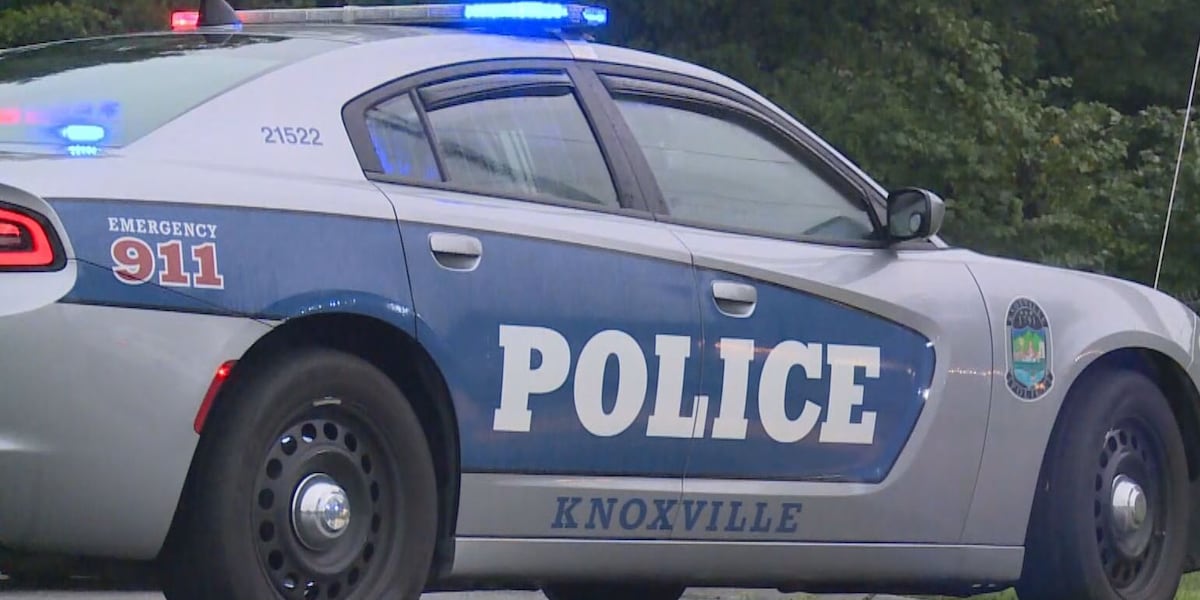 Knoxville police investigating hit-and-run near UT campus that injured woman, teen after football game