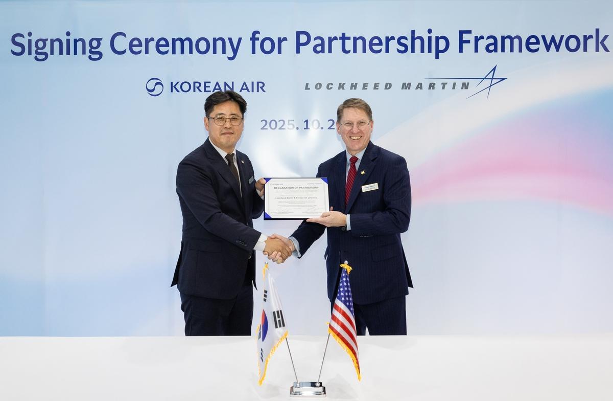 Korean Air, Lockheed Martin sign partnership framework for US military aircraft maintenance - The Korea Times