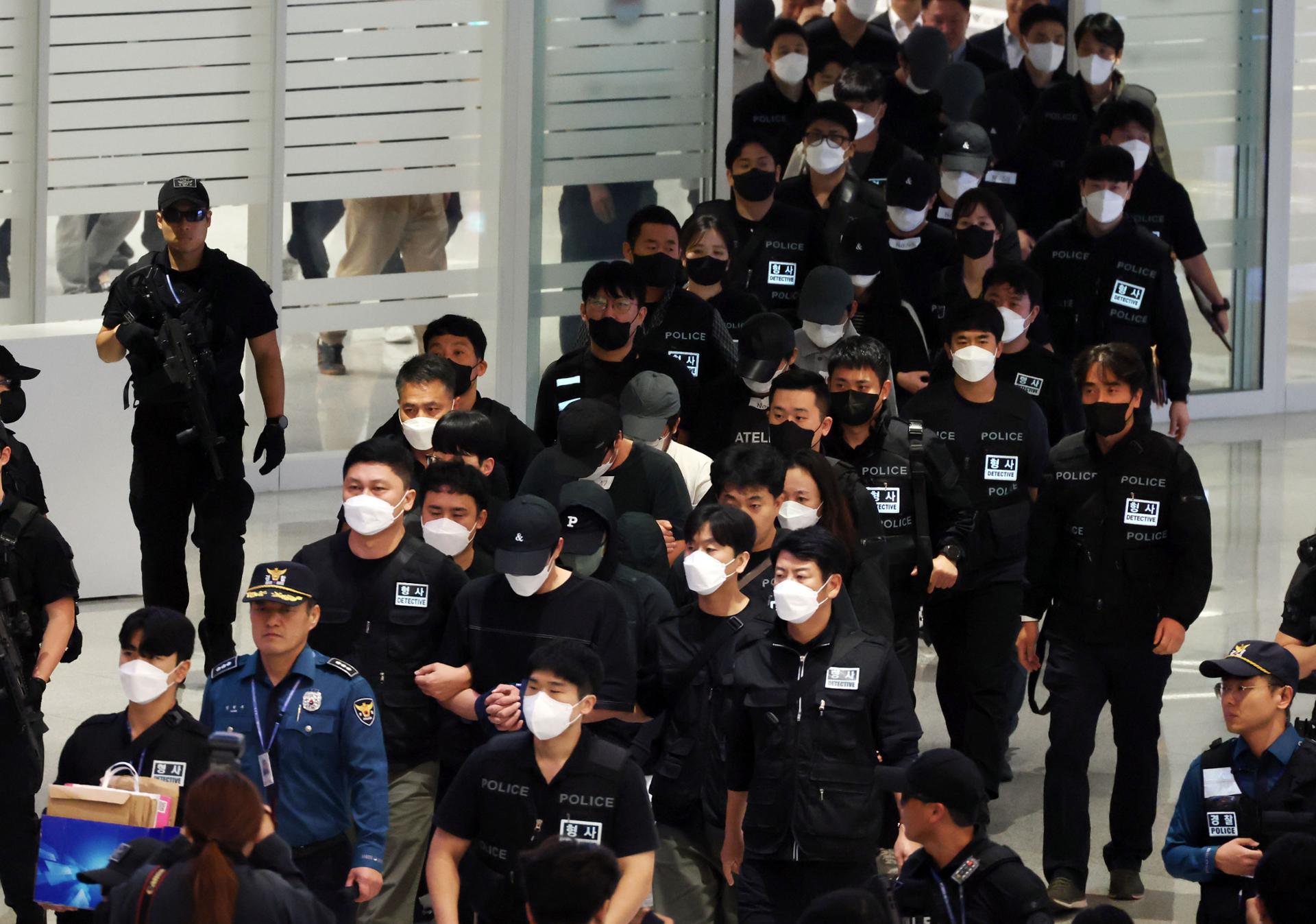 64 Koreans detained in Cambodia over alleged online scams return home, face probes - The Korea Times