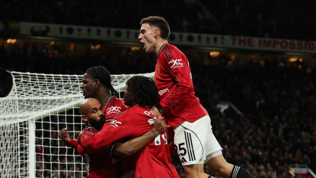 Champions Liverpool lose again, Man United into top four