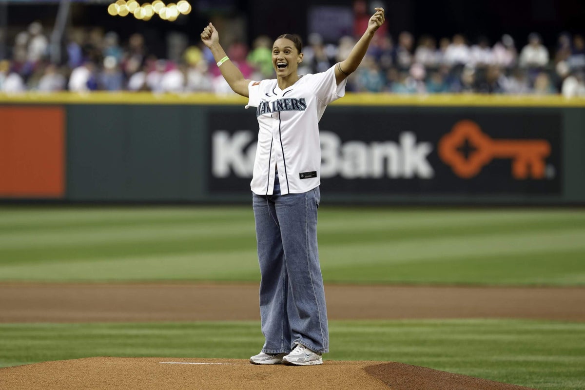 Forward Lynn Biyendolo announces pregnancy as USWNT deepens support for expecting players