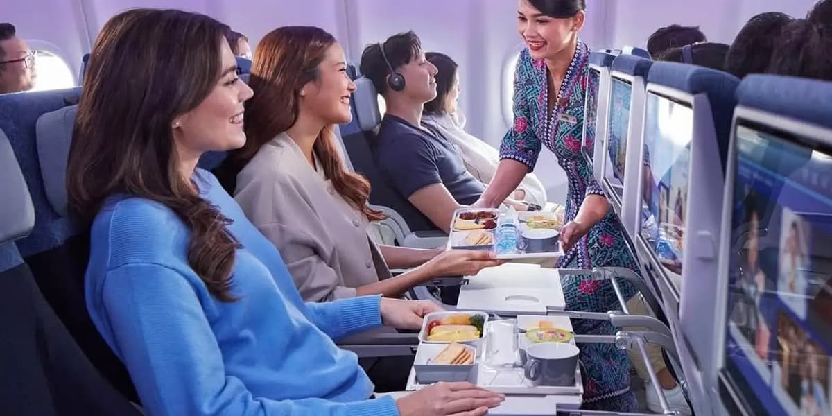 Stop serving alcohol on Malaysia Airlines flights, PN MP tells govt