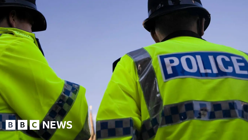 Man, 40, dies after Newmarket two-vehicle collision