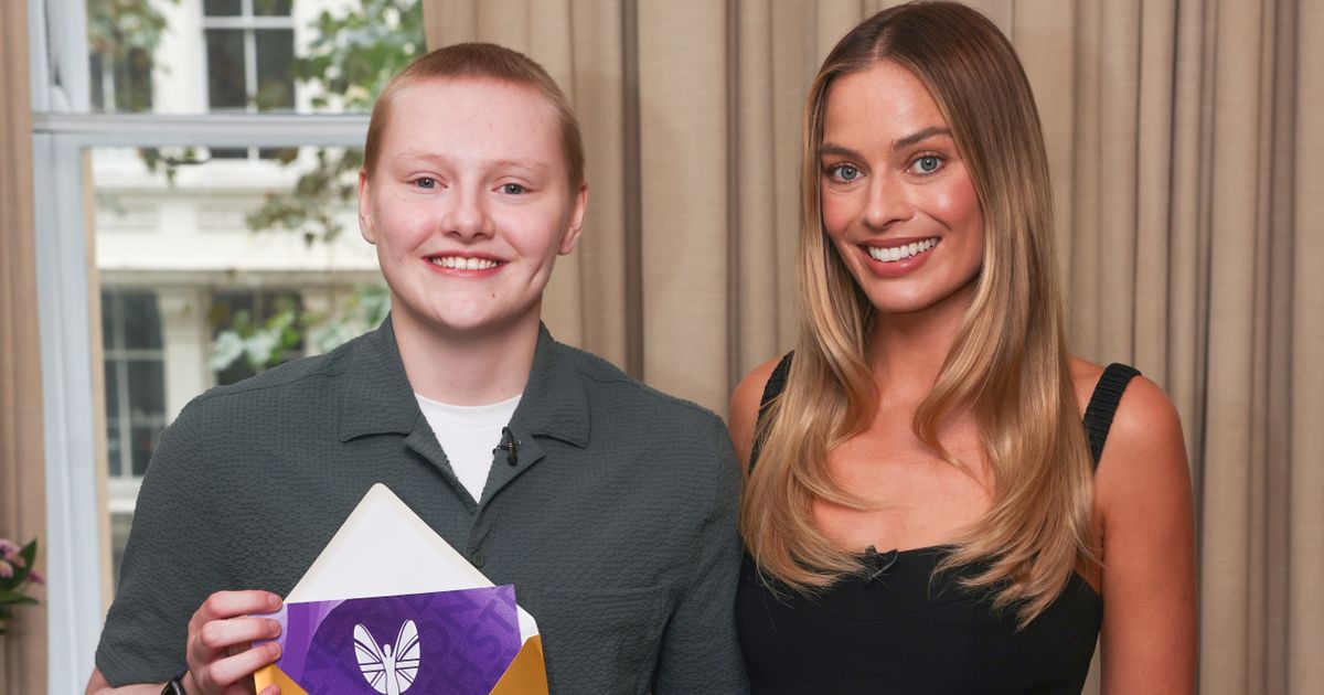Margot Robbie tells Pride of Britain award-winning Barbie fan she's  'hugely inspiring' - The Mirror