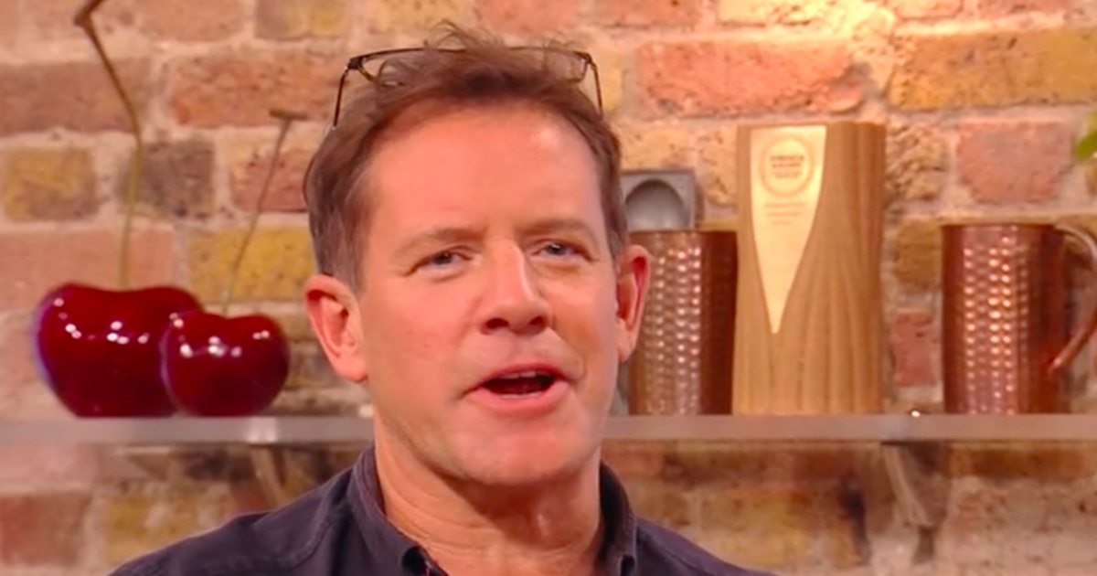 BBC Saturday Kitchen chaos after Matt Tebbutt's knife injury as crew rush in to help  - The Mirror