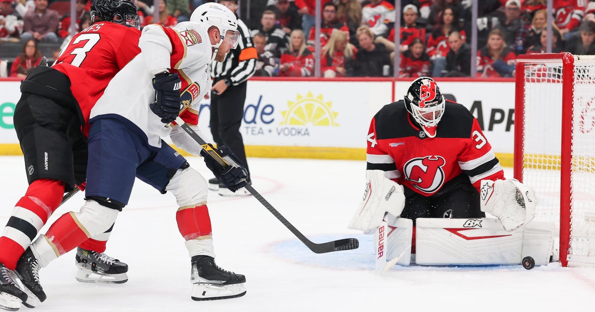 Meier, Hischier score in 3rd period, Allen stops 21 shots to lift Devils past Panthers 3-1