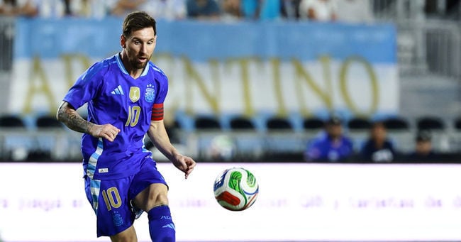 Messi's Two Assists Power Argentina to 6-0 Victory Over Puerto Rico