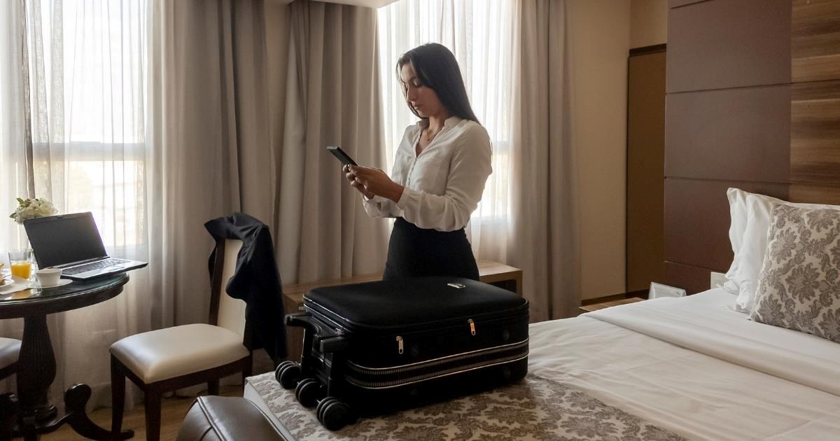 Miami hotel clerk refuses to reimburse guest after her clothes were ruined due to a roof leak in her room, another guest decides to teach the clerk a lesson: 'There will be consequences'