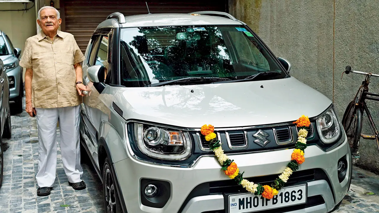 Mumbaikar Bhagwatiprasad Mahadevia has been driving safely for 77 years