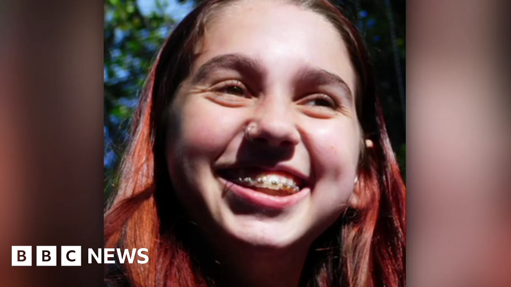 NHS trust admits failures after death of girl, 16