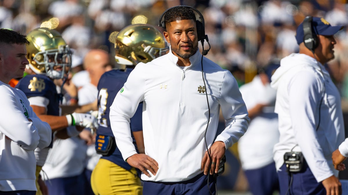Where did Notre Dame move in the AP Top 25 Poll after beating North Carolina State?