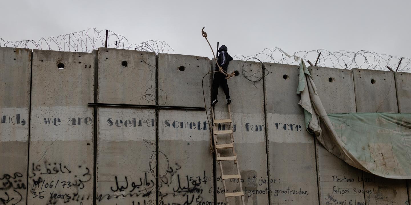 The tragedy of Palestinian construction workers, banned from Israel