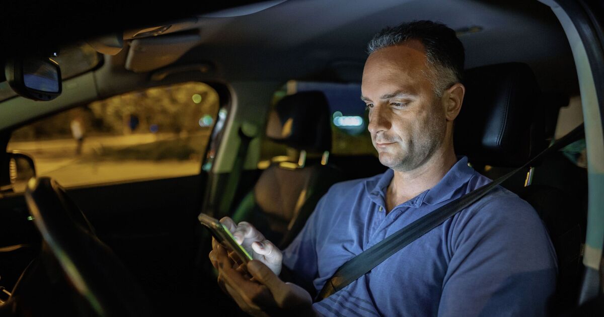 Drivers warned phone brightness can lead to £1000 fine as clocks go back in UK