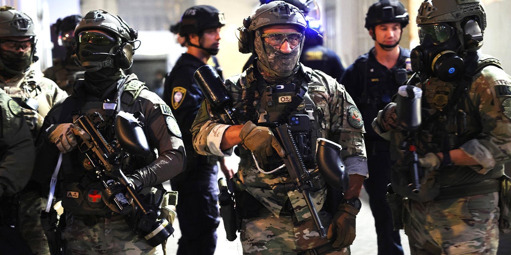 Portland city council member calls on National Guard troops to defy deployment orders