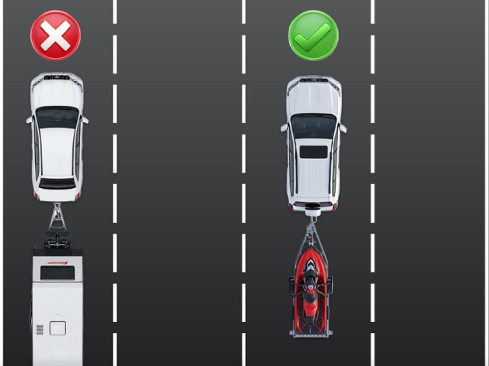 Vehicles towing trailer, semi-trailer prohibited from using left lane: MoI