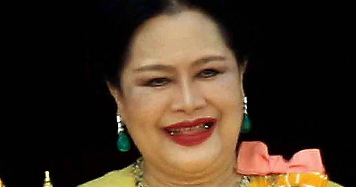 Beloved royal family member dies after 'suffering several illnesses' - The Mirror