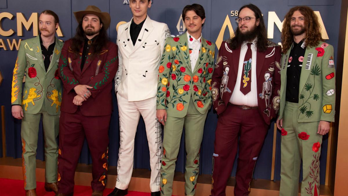 Country Rock Band's Aircraft Suddenly Gets Hit by Bad Weather, Creating Chaos on Board: 'I Threw Up Really Bad'