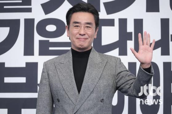 Ryu Seung-ryong returns as a lovable 'kkondae' in 'The Dream Life of Mr. Kim' - The Korea Times