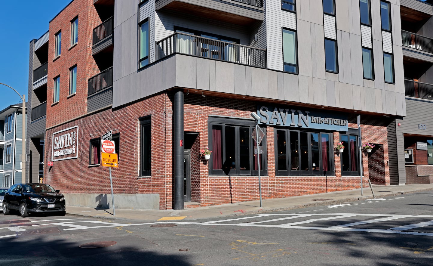 Putting the 'Stab 'n Kill' back in Savin Hill - The Boston Globe