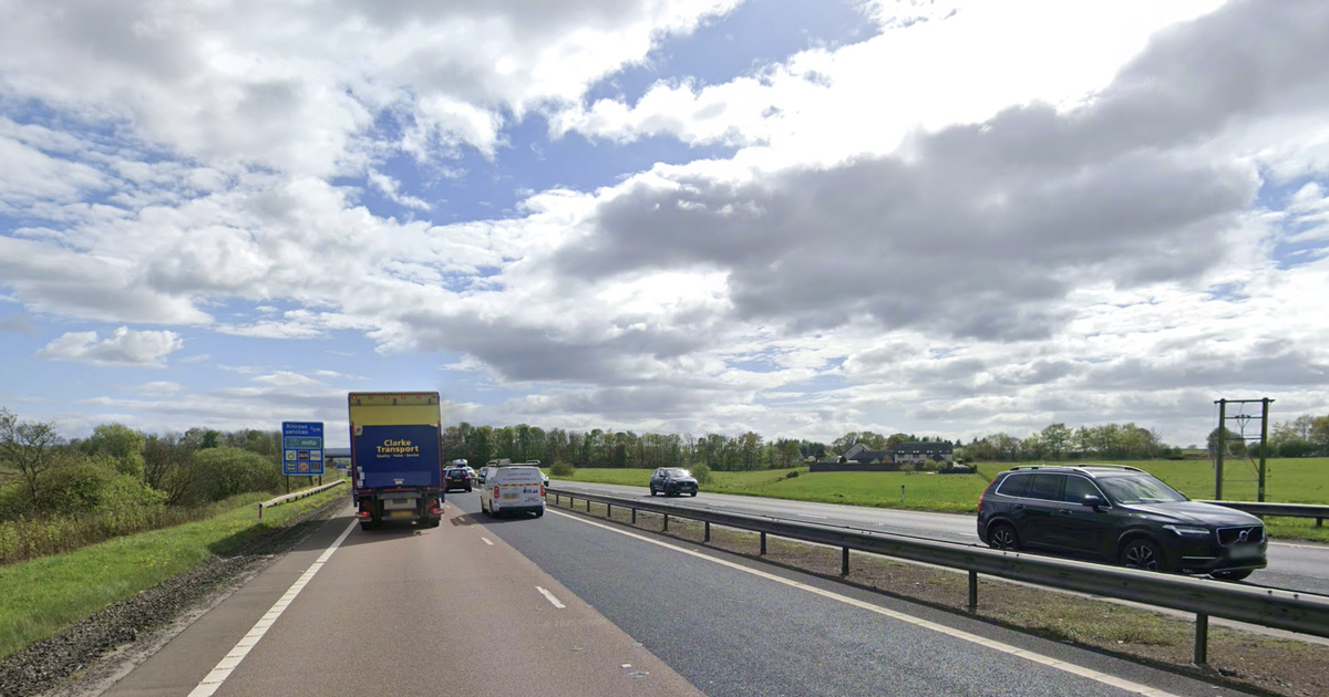 Busy Scottish motorway closed as drivers told to avoid scene amid rush hour