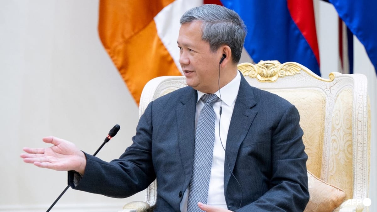 Two South Koreans detained in Cambodia return home amid scam crackdown