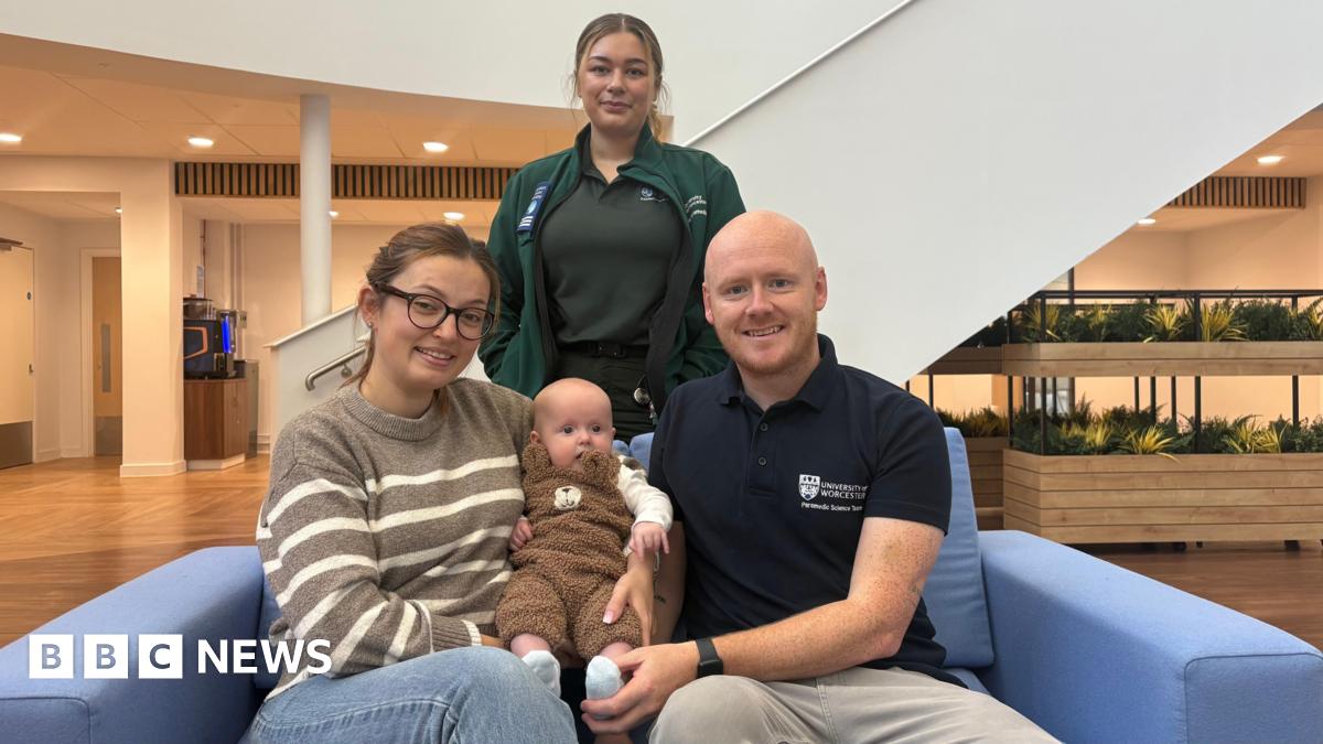 Worcester student 'won't forget' delivering lecturer's baby