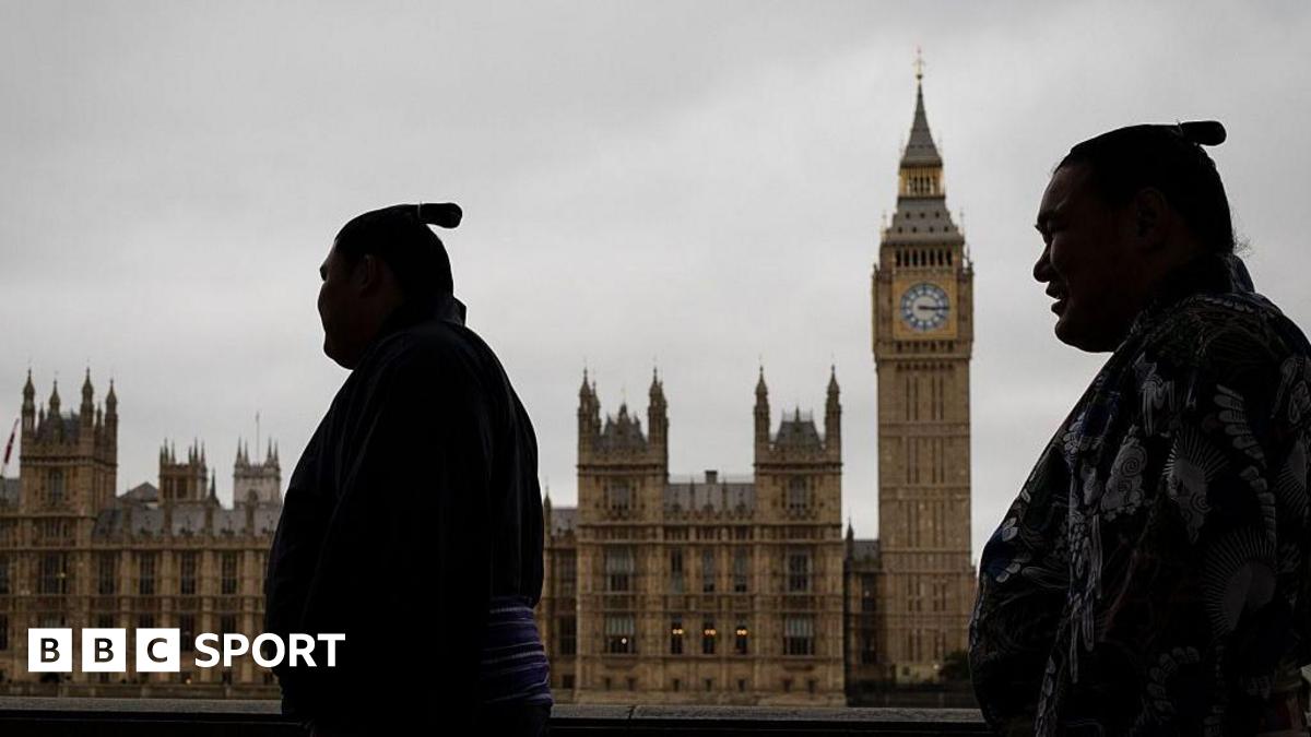 Grand Sumo Tournament: Wrestlers charm Britain with Royal Albert Hall takeover