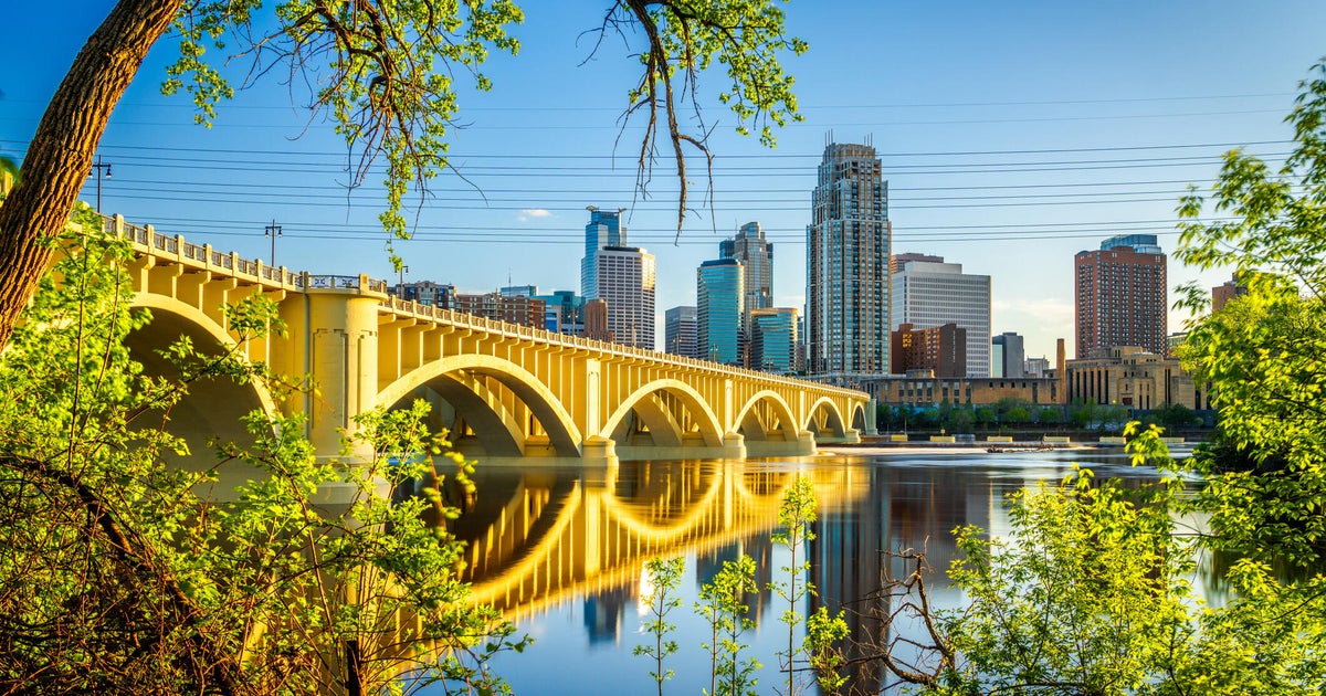 Sunshine returns to Twin Cities Sunday, but breeze sticks around