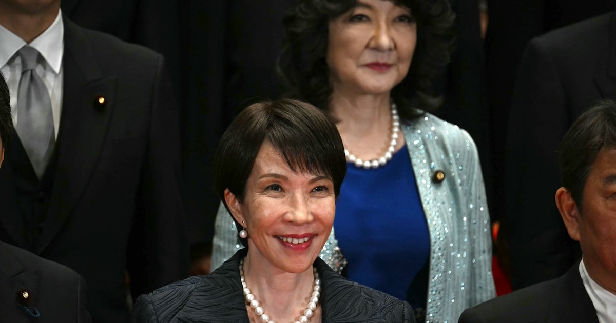 Takaichi Confirms No Damage, Japan-South Korea-U.S. Cooperate on North Missile