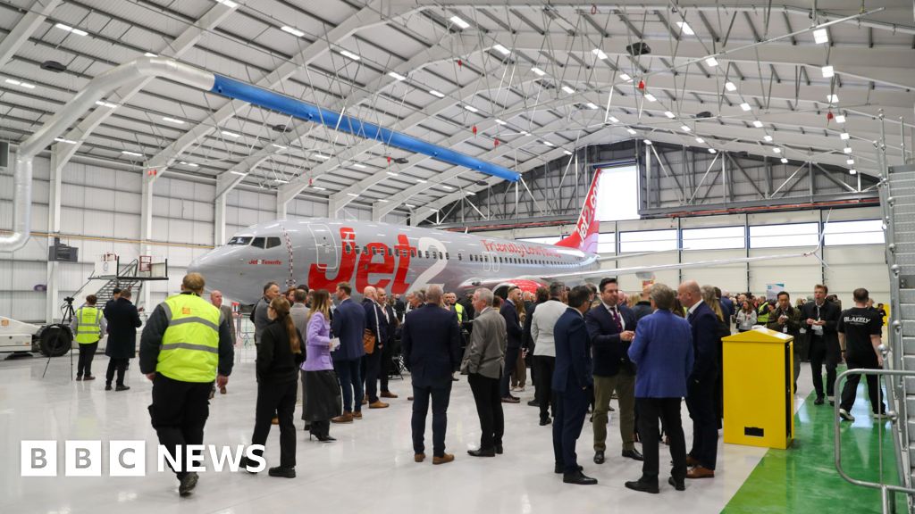 New Teesside airport hanger 'pivotal' for site's success